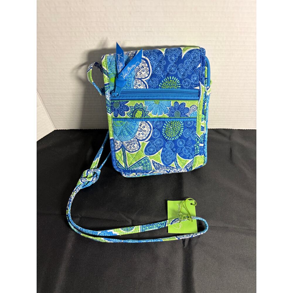 Vera Bradley Doodle Daisy Crossbody Floral  NWT